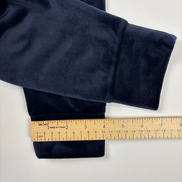 Chico's Zenergy Navy Velour Puffed Shoulder Long Sleeve Top NWT Size 1 Med - Picture 12 of 12